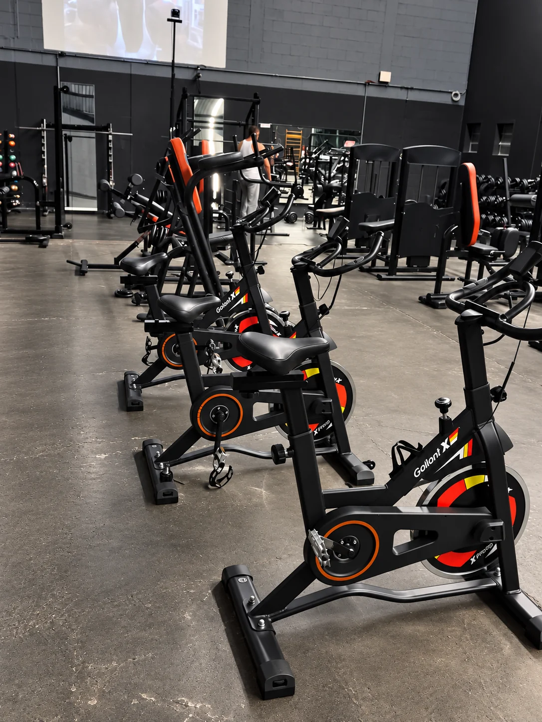 Bicicletas de spinning na academia